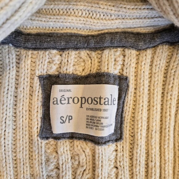 Aeropostale Cream Cable Knit Sweater Vest Size Small - Picture 4 of 7